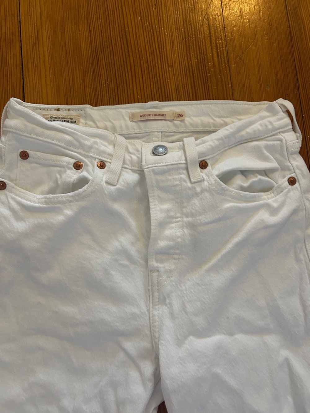 Levi's Wedgie Straight size 26